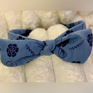 Fashion Inspired Floral Print Headband w/ Adjustable Bow